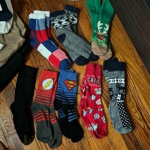 BUNDLE of men’s dress socks